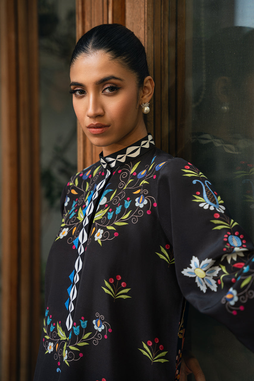 Embroidered Floral Co-Ord Set in Black