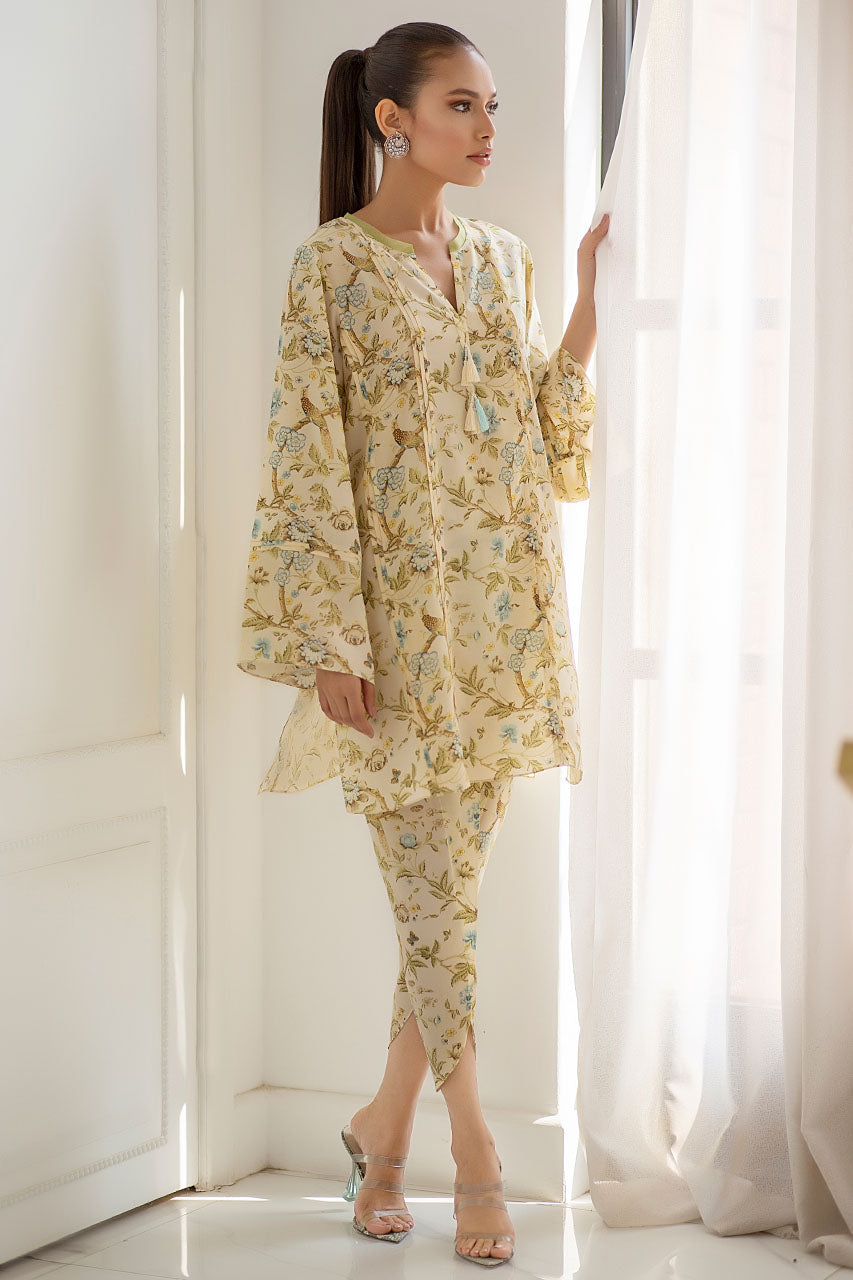 Graceful Beige Floral Printed Co-Ord Set – Timeless Elegance